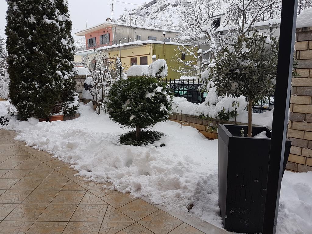 Cave Apartments Ioannina Exterior photo